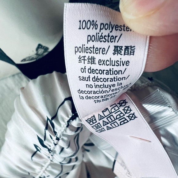 VICTORIA'S SECRET
Satin Long Pajama Set - Picture 5 of 5